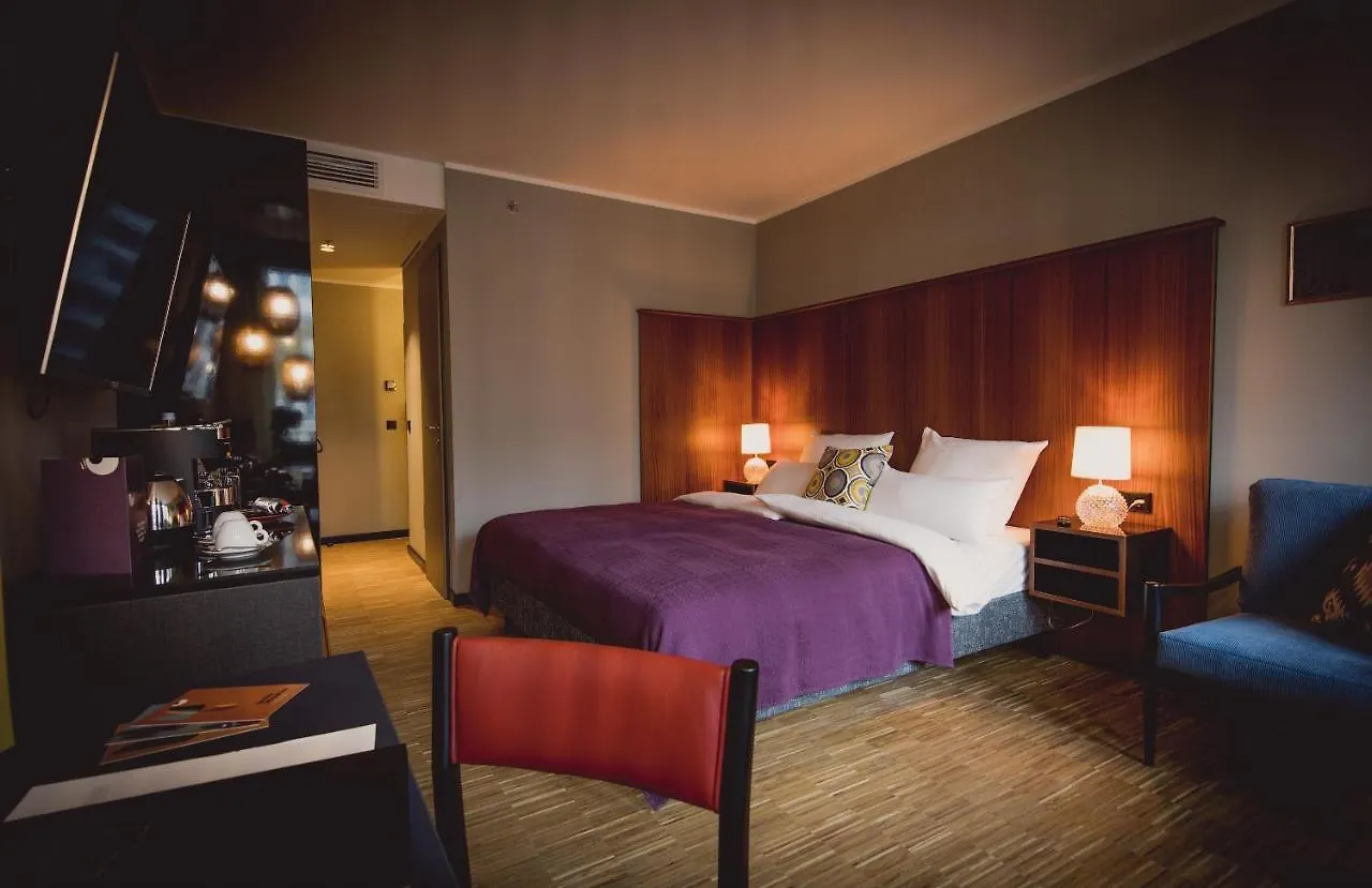Henri Hotel Düsseldorf Downtown