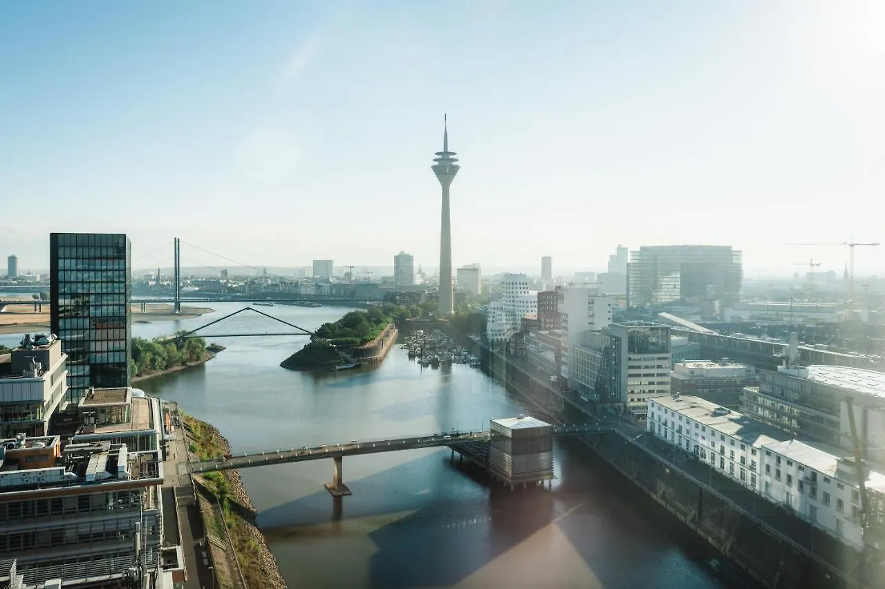 Henri Hotel Düsseldorf Downtown