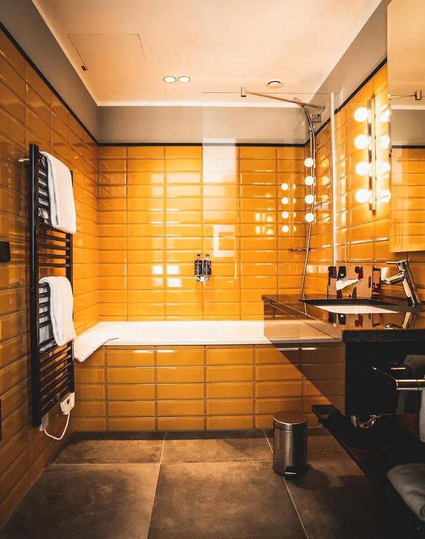 Henri Hotel Düsseldorf Downtown