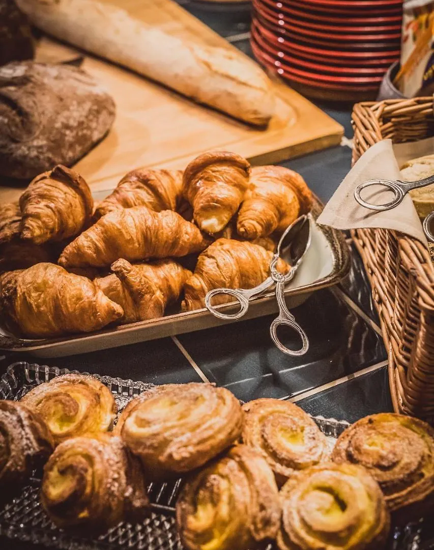 Henri Hotel Düsseldorf Downtown